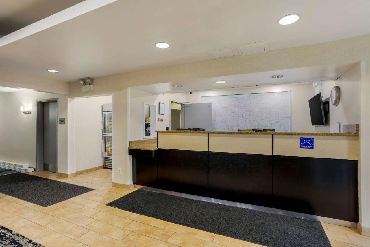 Comfort Inn & Suites Mt Laurel-Philadelphia Mount Laurel Exteriör bild