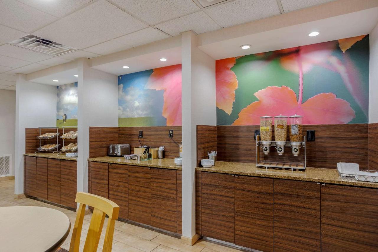 Comfort Inn & Suites Mt Laurel-Philadelphia Mount Laurel Exteriör bild