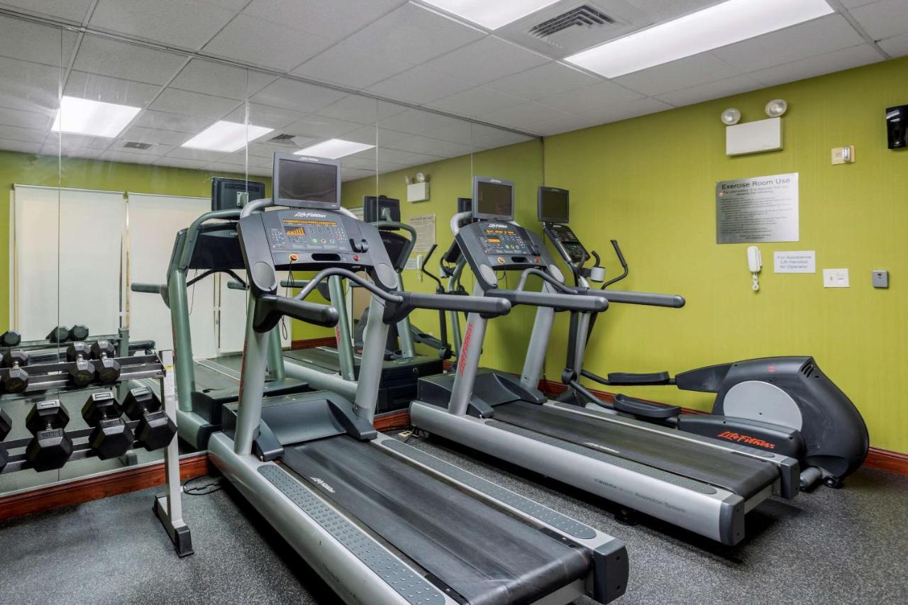 Comfort Inn & Suites Mt Laurel-Philadelphia Mount Laurel Exteriör bild