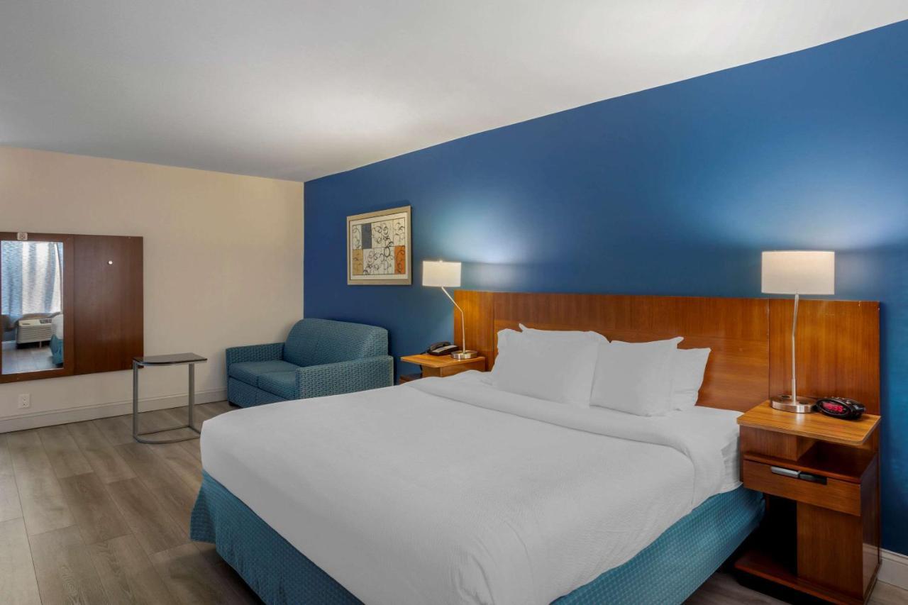 Comfort Inn & Suites Mt Laurel-Philadelphia Mount Laurel Exteriör bild