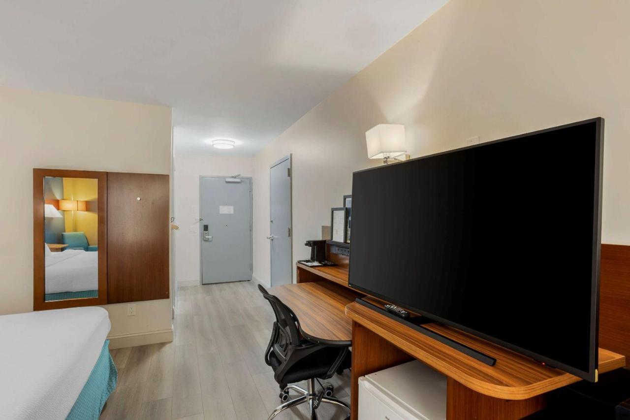 Comfort Inn & Suites Mt Laurel-Philadelphia Mount Laurel Exteriör bild