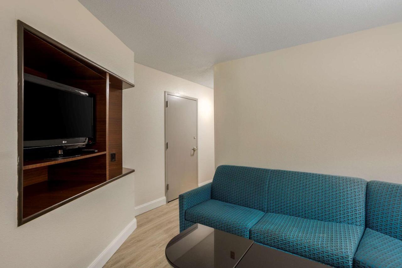 Comfort Inn & Suites Mt Laurel-Philadelphia Mount Laurel Exteriör bild
